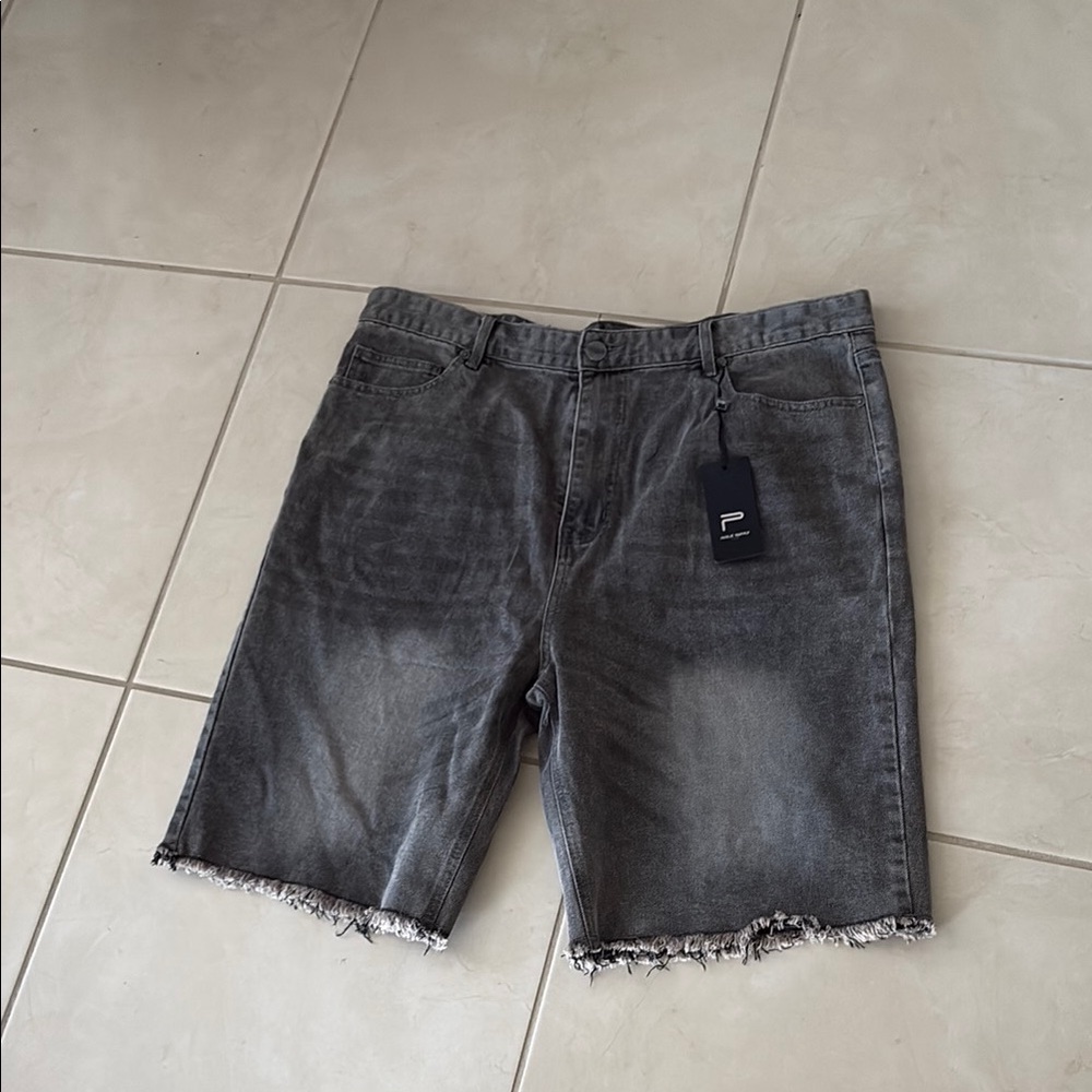 NWT men’s Jean shorts sz 38 public supply 722